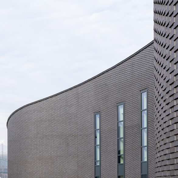 Riverlinx - Photographed by Neil Kenyon